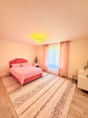 4916 S Buckingham Lane, Springfield, MO 65810