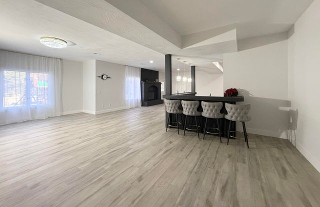 4916 S Buckingham Lane, Springfield, MO 65810