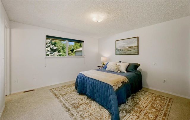 6425 N Elizabeth St, Spokane, WA 99208