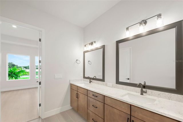 7245 MEADOWSHADE COURT, Sarasota, FL 34241