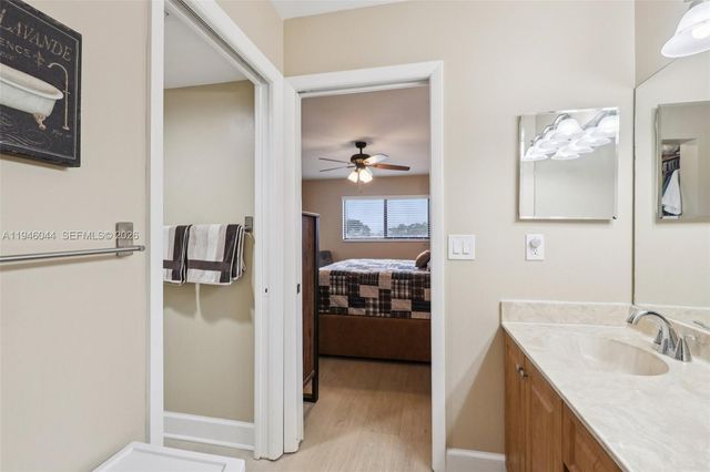 4725 E Lucerne Lakes Blvd E 405, Lake Worth, FL 33467