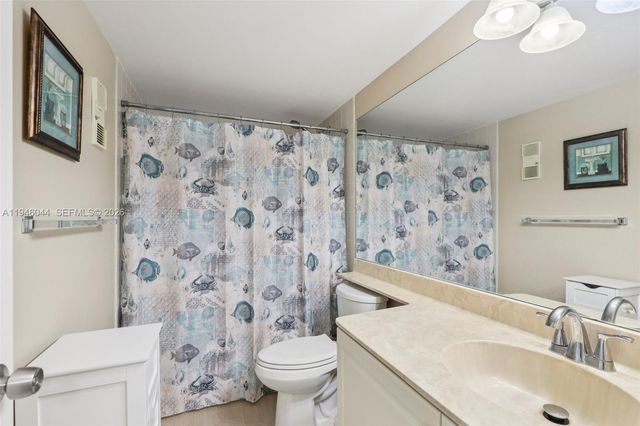 4725 E Lucerne Lakes Blvd E 405, Lake Worth, FL 33467