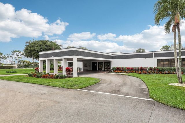 4725 E Lucerne Lakes Blvd E 405, Lake Worth, FL 33467