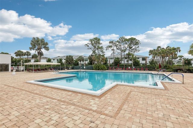 4725 E Lucerne Lakes Blvd E 405, Lake Worth, FL 33467