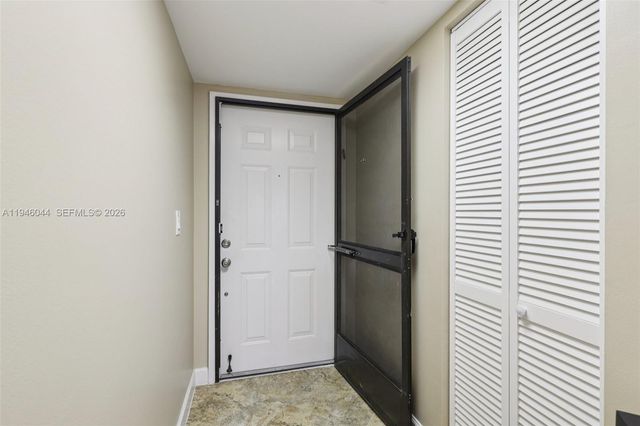 4725 E Lucerne Lakes Blvd E 405, Lake Worth, FL 33467