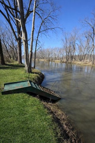 3866 E 1425 N, Wheatfield, IN 46392