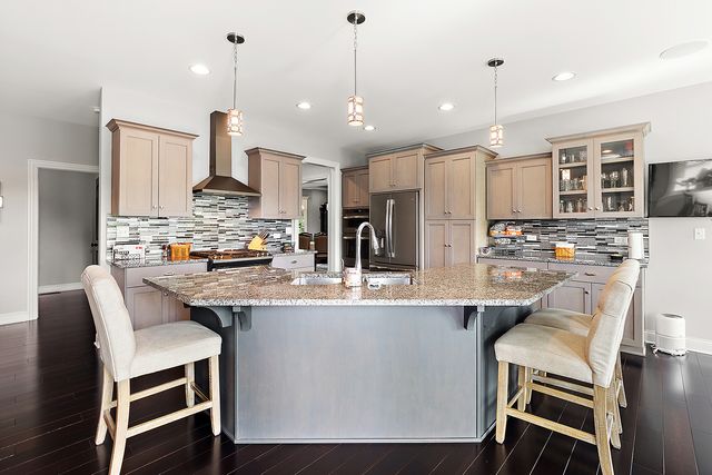 21707 Owens Road, Mokena, IL 60448