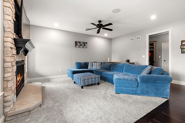 21707 Owens Road, Mokena, IL 60448
