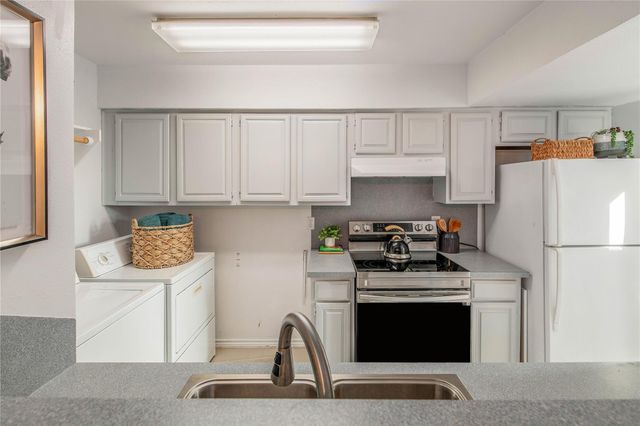 2101 Barak Lane 26, Bryan, TX 77802