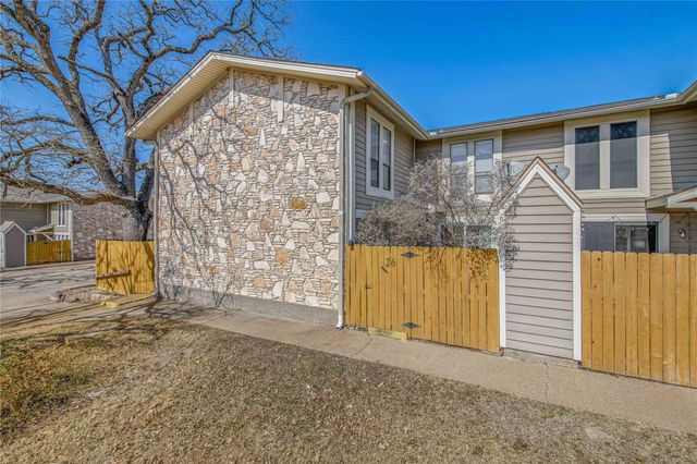 2101 Barak Lane 26, Bryan, TX 77802