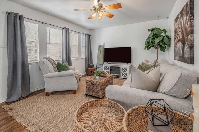 2101 Barak Lane 26, Bryan, TX 77802