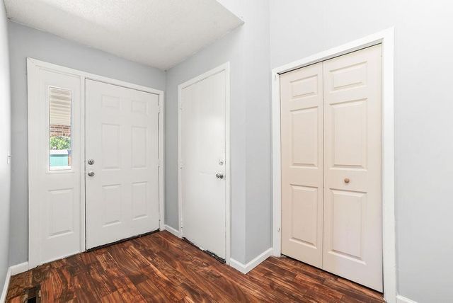 88 108th Avenue NW, Coon Rapids, MN 55448