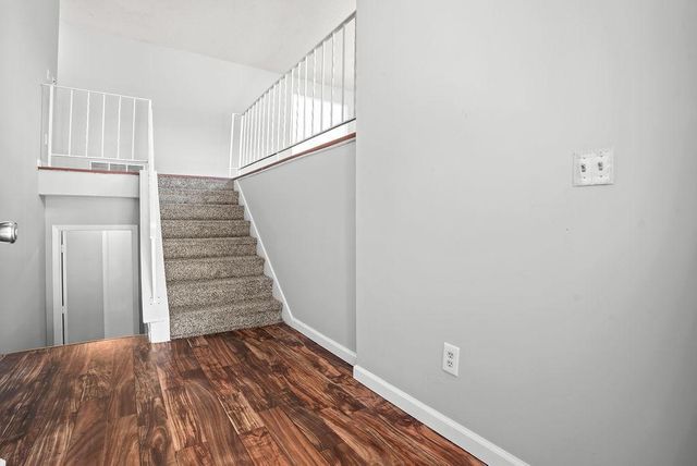 88 108th Avenue NW, Coon Rapids, MN 55448