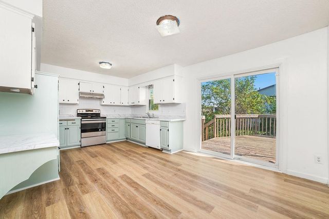 88 108th Avenue NW, Coon Rapids, MN 55448