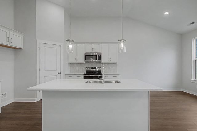 3342 Parmenter Street, Columbia, TN 38401