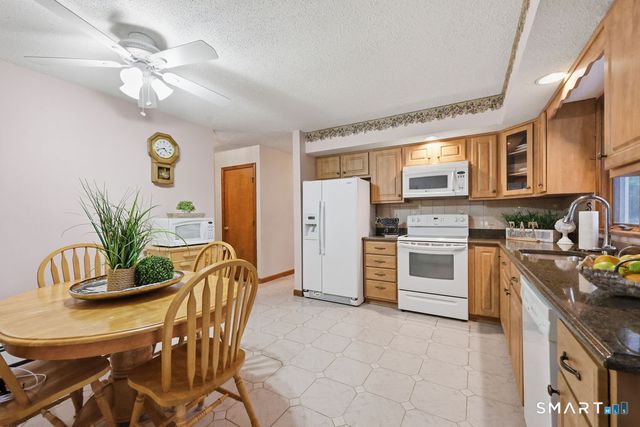 7 Dogwood Drive, Ansonia, CT 06401
