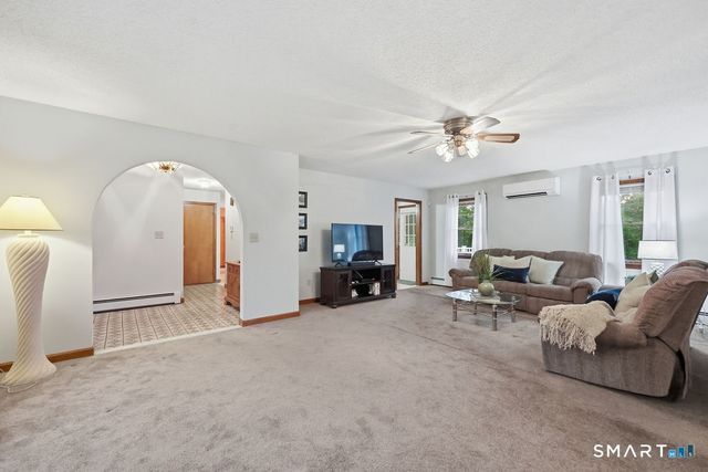 7 Dogwood Drive, Ansonia, CT 06401