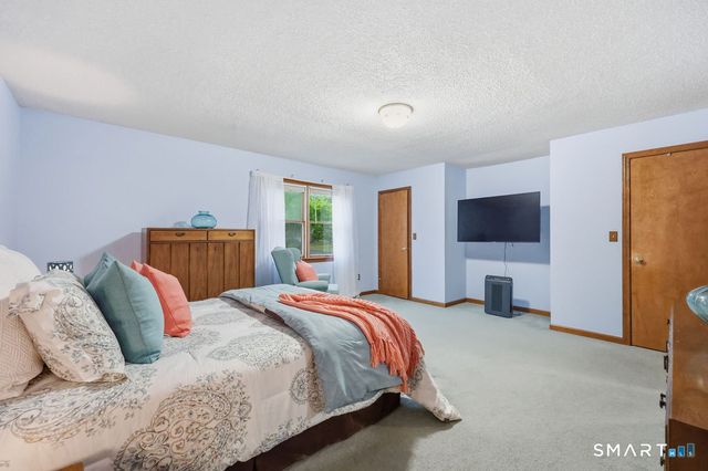 7 Dogwood Drive, Ansonia, CT 06401