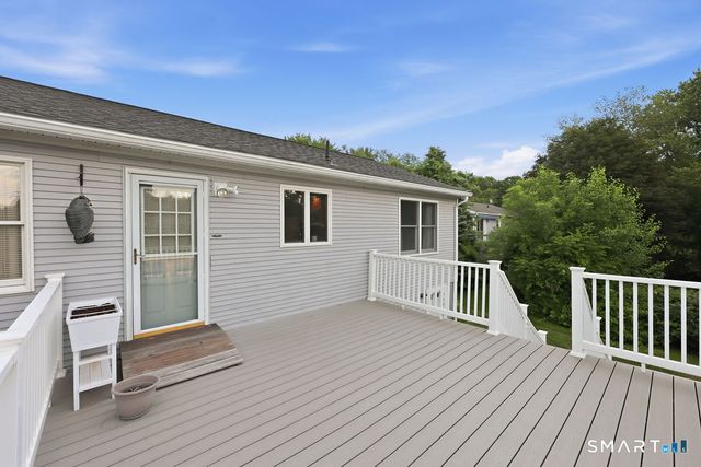 7 Dogwood Drive, Ansonia, CT 06401
