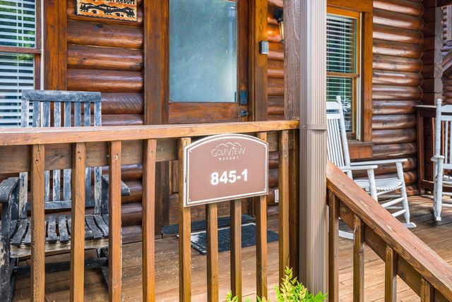 845 Golf View Blvd, Pigeon Forge, TN 37863