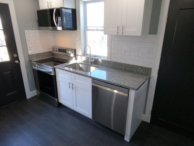 2 Sunnyside St. 2, Boston, MA 02130