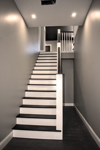 2 Sunnyside St. 2, Boston, MA 02130