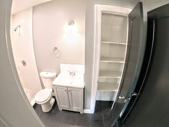 2 Sunnyside St. 2, Boston, MA 02130