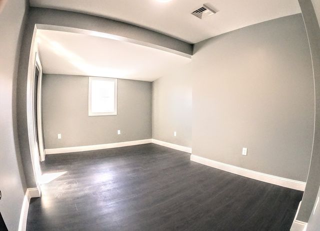 2 Sunnyside St. 2, Boston, MA 02130