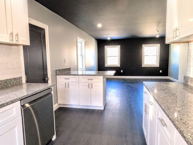 2 Sunnyside St. 2, Boston, MA 02130