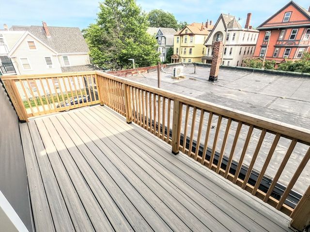 2 Sunnyside St. 2, Boston, MA 02130