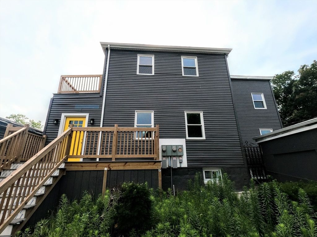 2 Sunnyside St. 2, Boston, MA 02130