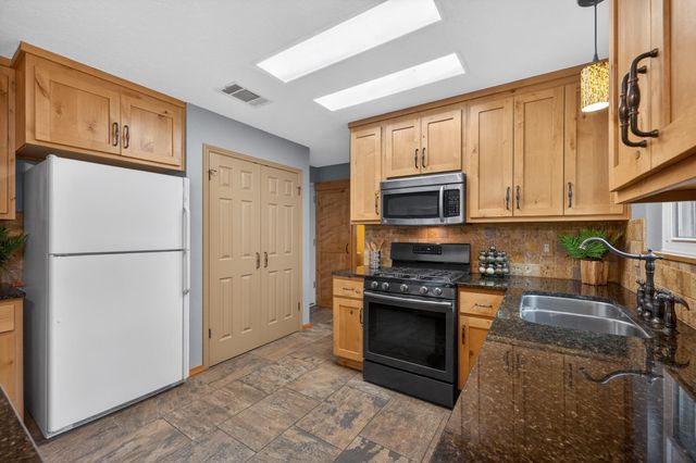 1200 Mountain View DR, Pflugerville, TX 78660