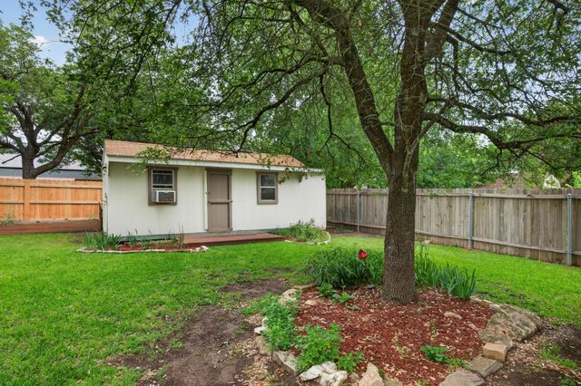 1200 Mountain View DR, Pflugerville, TX 78660