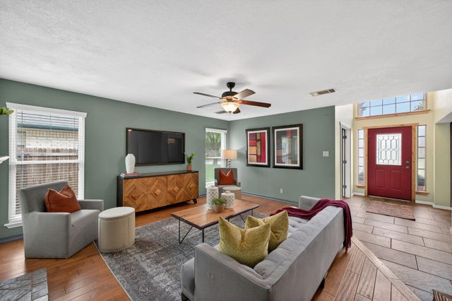 1200 Mountain View DR, Pflugerville, TX 78660