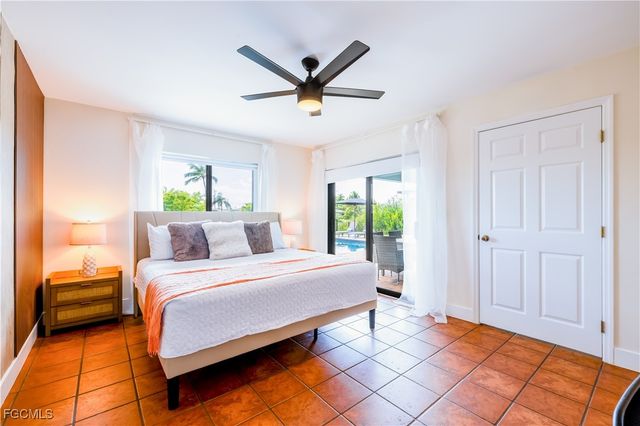 2724 SW 1st TER, Cape Coral, FL 33991