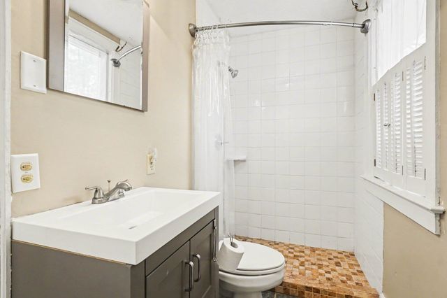 2160 Center Avenue, Bay City, MI 48708