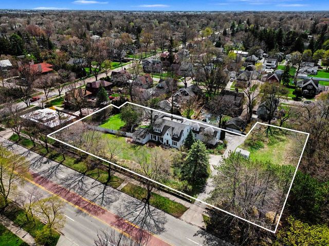 2160 Center Avenue, Bay City, MI 48708
