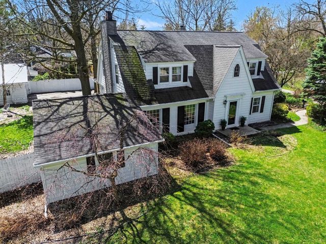 2160 Center Avenue, Bay City, MI 48708