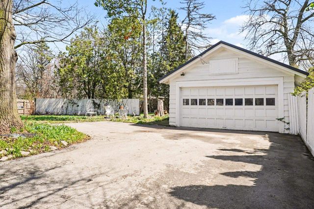 2160 Center Avenue, Bay City, MI 48708