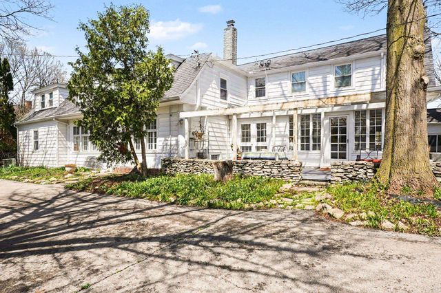 2160 Center Avenue, Bay City, MI 48708