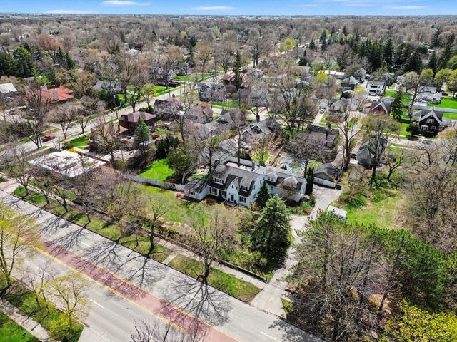 2160 Center Avenue, Bay City, MI 48708
