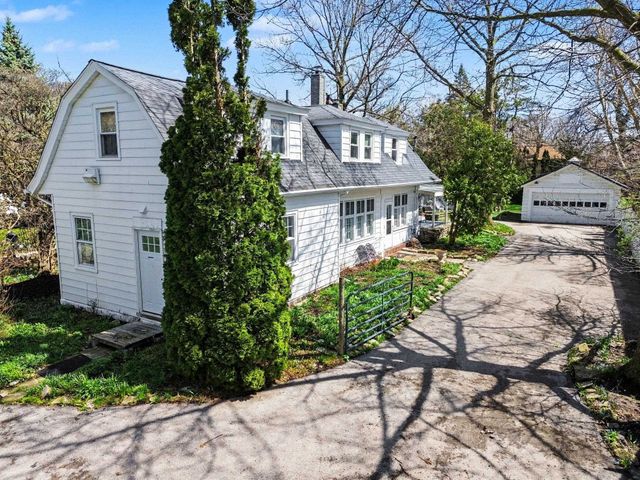 2160 Center Avenue, Bay City, MI 48708