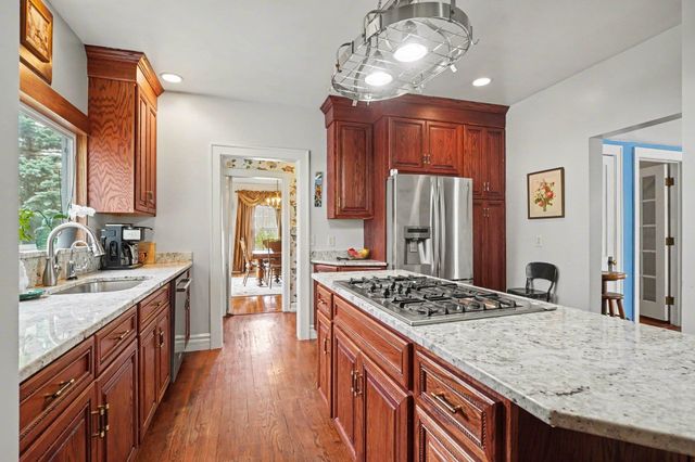 2160 Center Avenue, Bay City, MI 48708