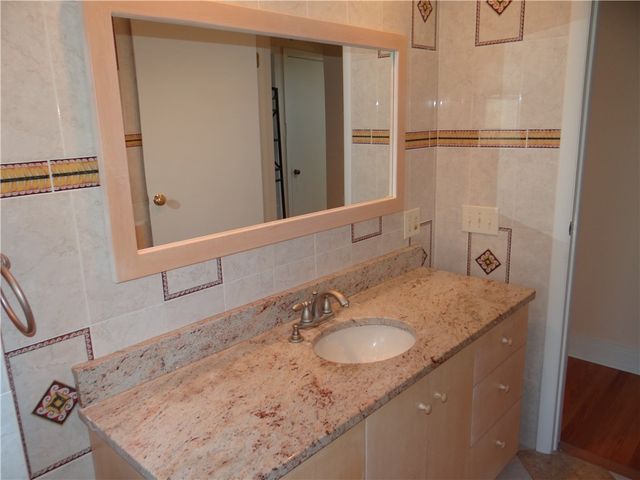 77 Evergreen Avenue, Elmira, NY 14905