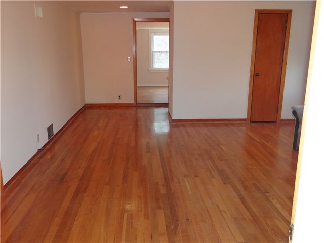 77 Evergreen Avenue, Elmira, NY 14905