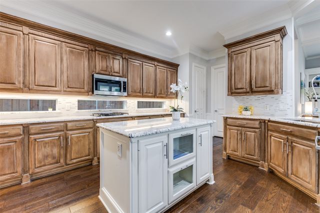 5103 Scarborough Lane, Dallas, TX 75287