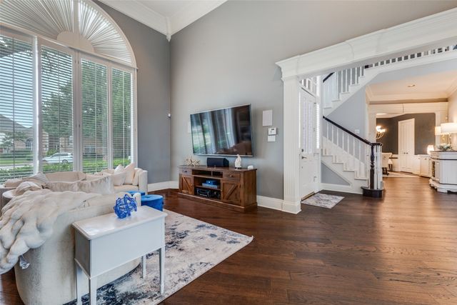 5103 Scarborough Lane, Dallas, TX 75287