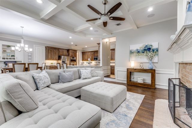 5103 Scarborough Lane, Dallas, TX 75287