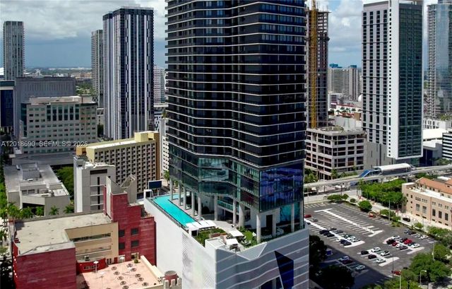 398 NE 5th St 1407, Miami, FL 33132