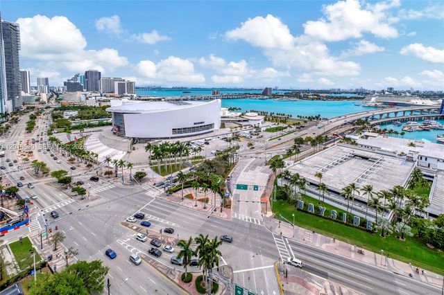 398 NE 5th St 1407, Miami, FL 33132